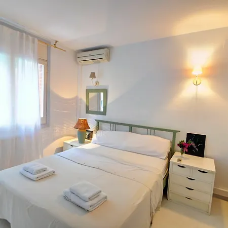 Cristina By Hello Holiday home