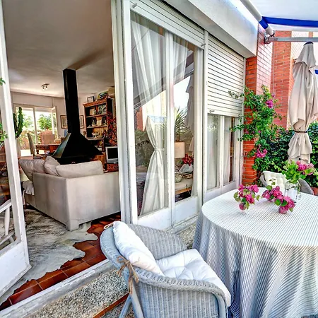 Holiday home Cristina By Hello *